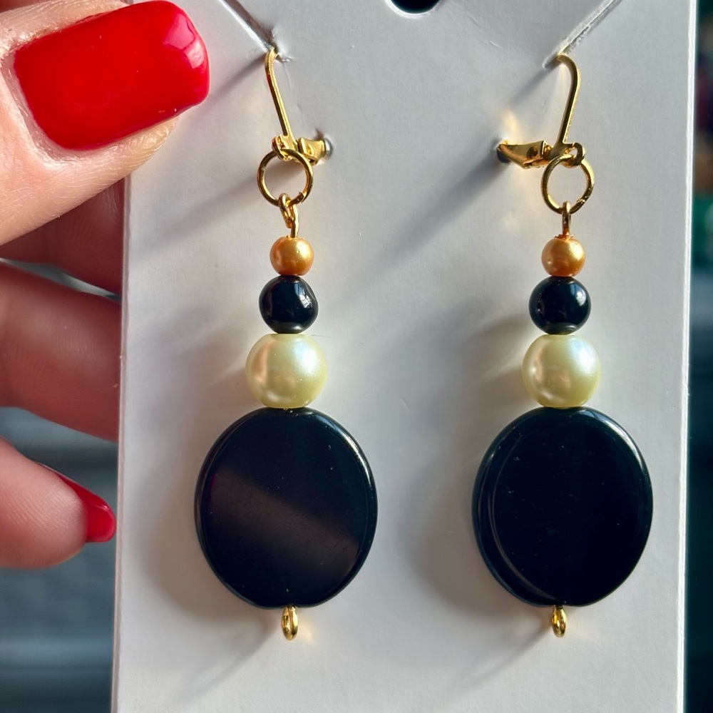 Chic Black Onyx, Faux Pearl and Gold Tiered Earrings